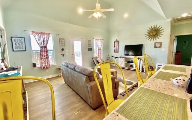 Sea Biscuits & Gravy - 3 Br Home