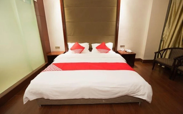 Sunday Business Hotel – Guest Rooms – Maoming