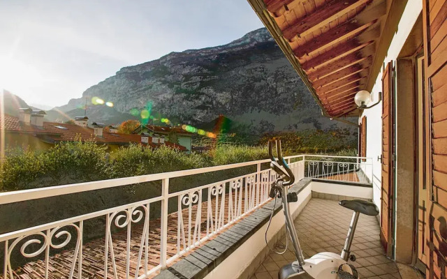 Albatros in Dro With 2 Bedrooms and 1 Bathrooms