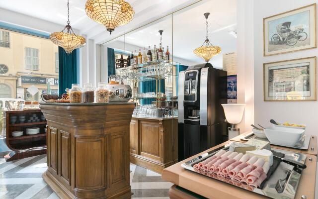 The Jay Hotel by HappyCulture