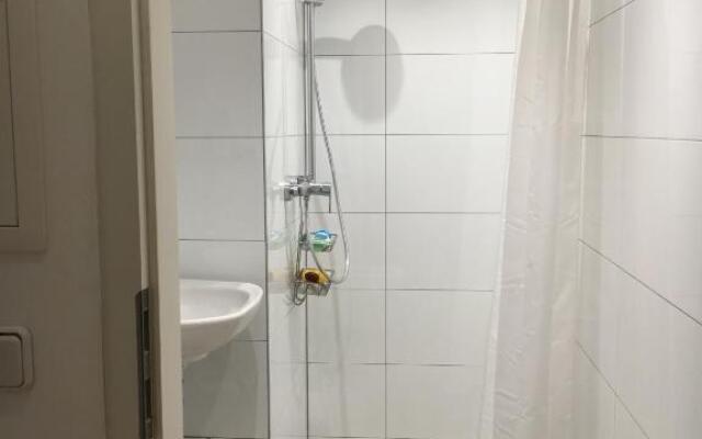 Advice & Advise Apartment