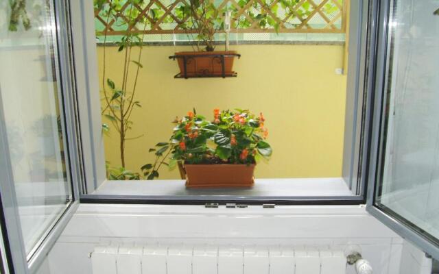 Zara Cosy & Cheap Apt - Easy parking - Open H24