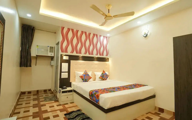 Fabhotel Grand Vatika