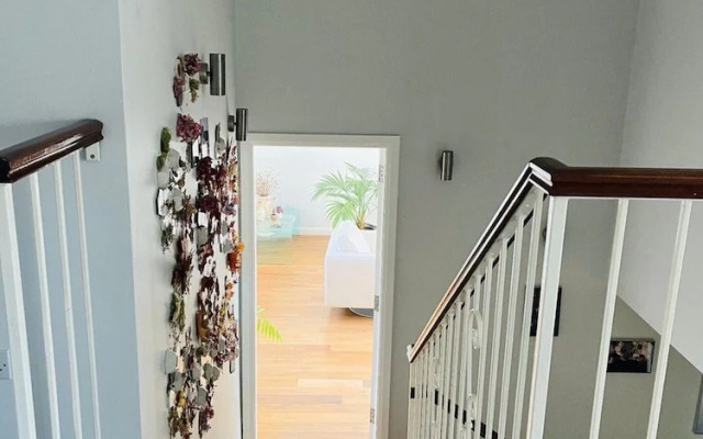 Dundee Dream House by the Sea