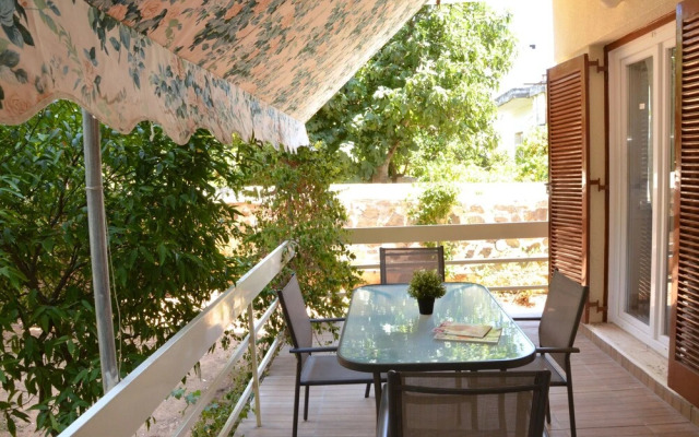 Quiet apartment at the center of Glyfada