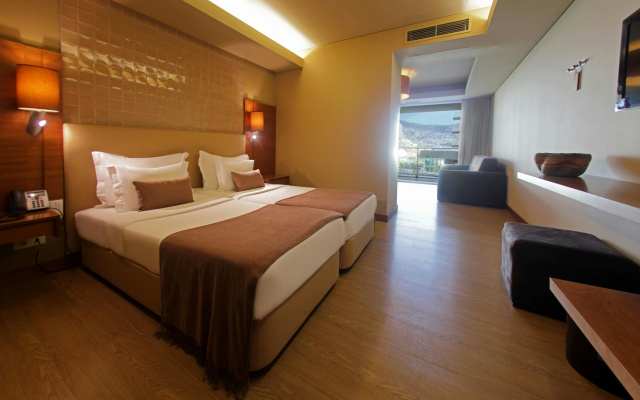 The Views Baia - Adults Only