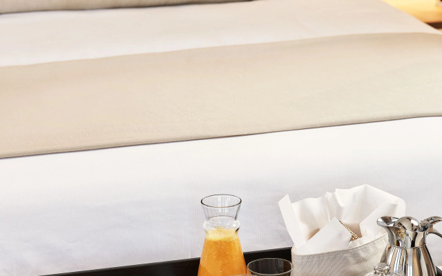 SantAnna Luxury Suites
