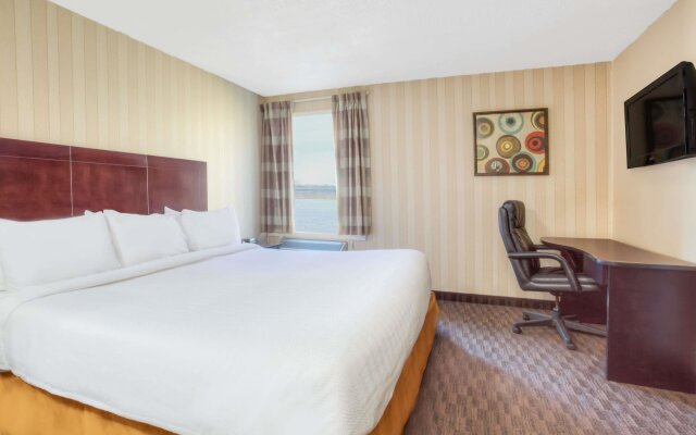 Howard Johnson & Suites By Wyndham Miramichi