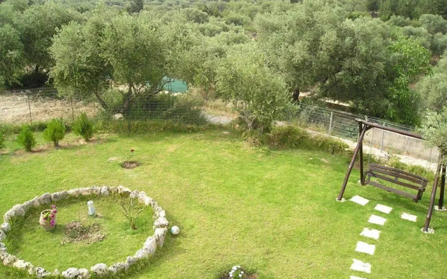 Villa Aloni-traditional Stone Villa With Nice View,pool and Garden