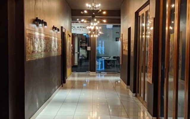 Tolarno Hotel