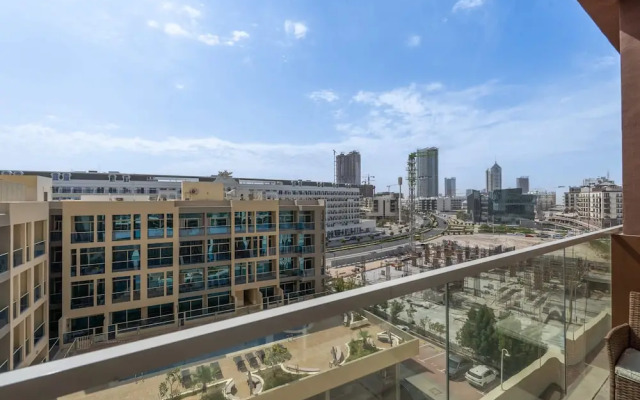 Magnificent and Elegant Studio in Al Barsha South