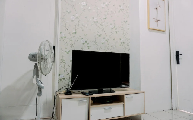 Homey And Comfort Stay 2Br Pakubuwono Terrace Apartment