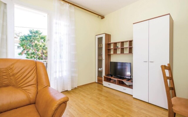 Awesome Apartment in Lovran With 2 Bedrooms and Wifi