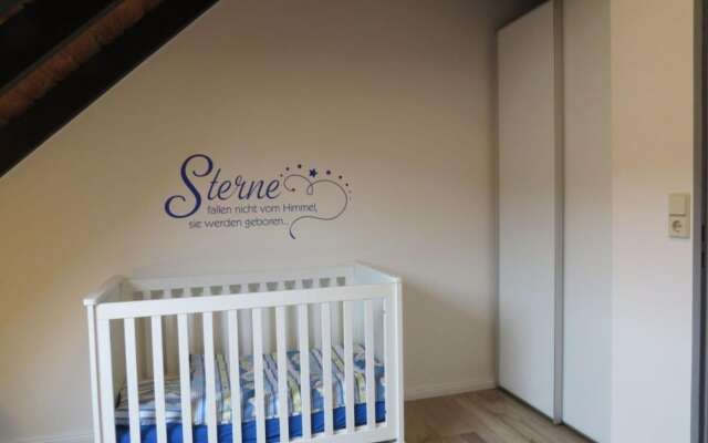 Enno Near the Dike Comfortable Vacation Home