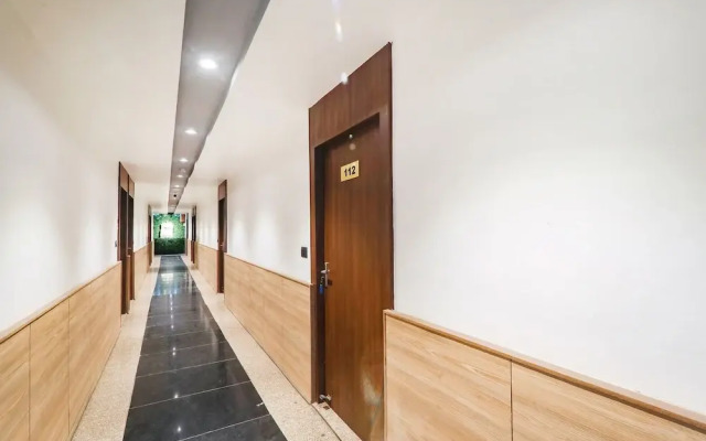 Fabhotel Shaurya Inn