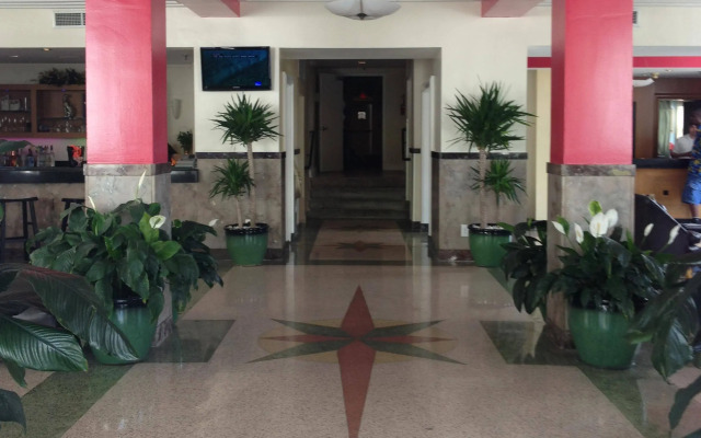 La Flora Hotel