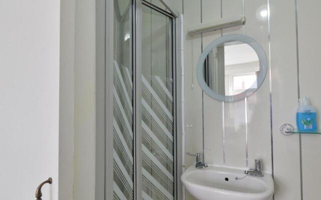Rooms at 153 ROOM ONLY