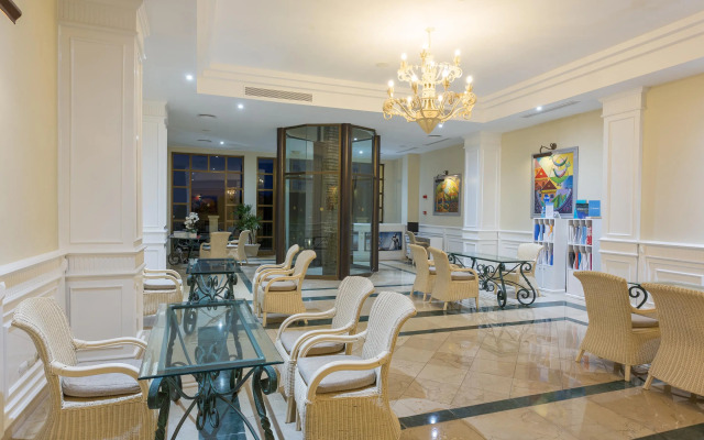 Eurostars Grand Cayacoa