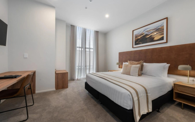 Southwark Hotel & Apartments
