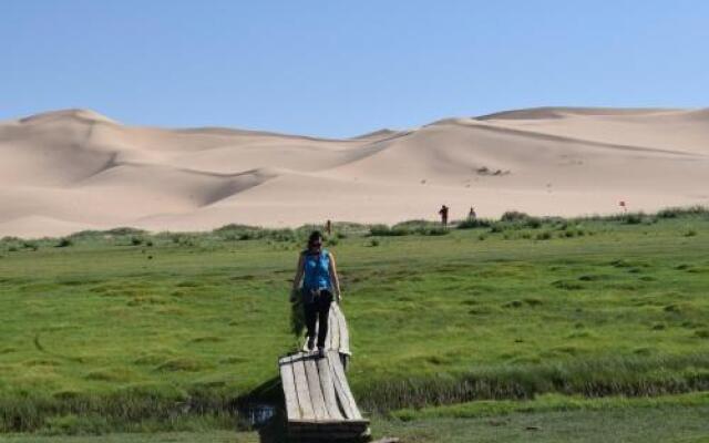 Wonder Mongolia Guesthouse & Tours