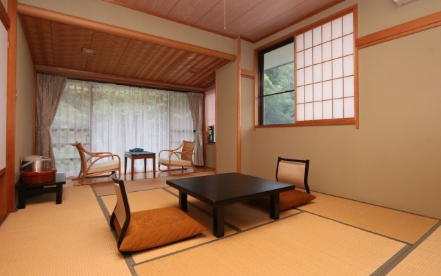 Ryokan Shiori – Guest Rooms – Yugawara