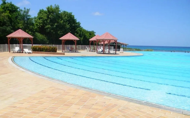 Anse des Rochers Beach & Pool Resort