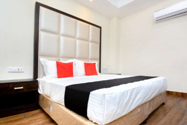 Capital O 37234 Reejas Inns N Suites