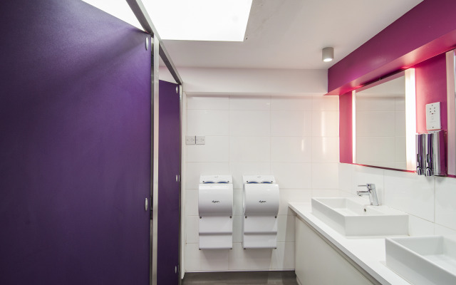 Safestay London Kensington Holland Park
