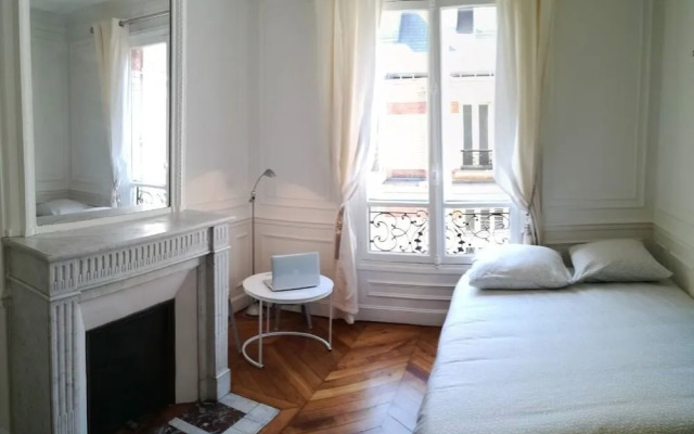 Appartement 2-chalgrin Paris