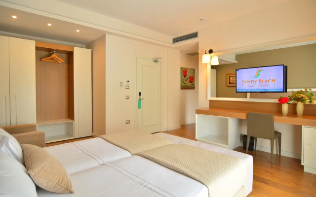 Sandy Beach Resort