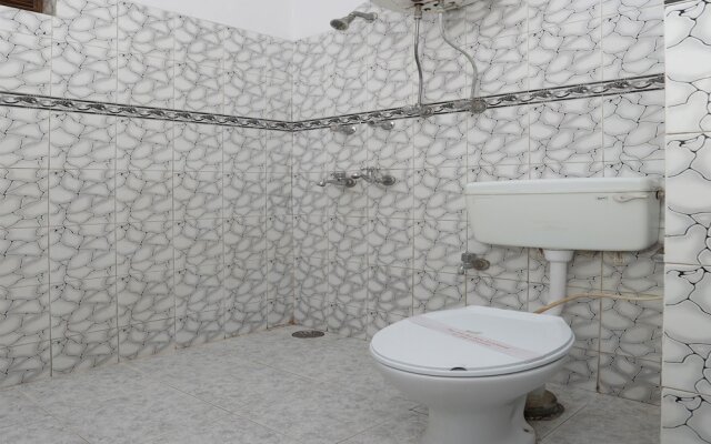 OYO 12542 Hotel Ankur Plaza