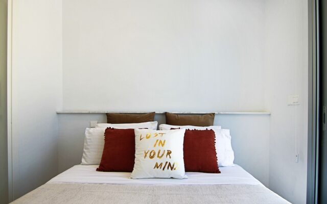 Phaedrus Living: Seaside Deluxe Flat Harbour 112