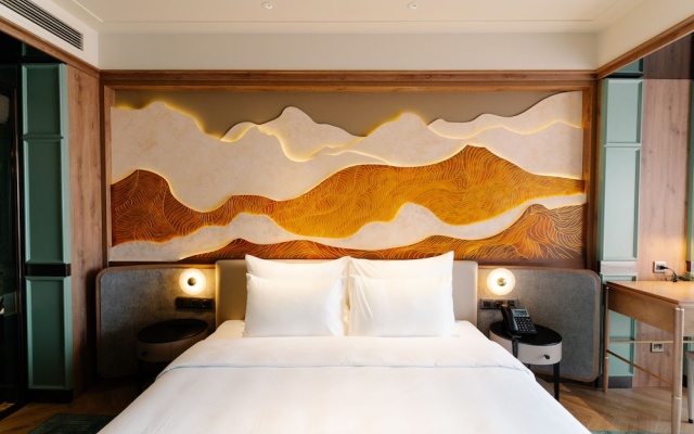 La Passion Premium  Cau Go Hotel – Guest Rooms – Hanoi