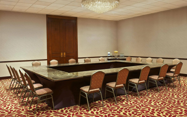 Sheraton Indianapolis City Centre Hotel