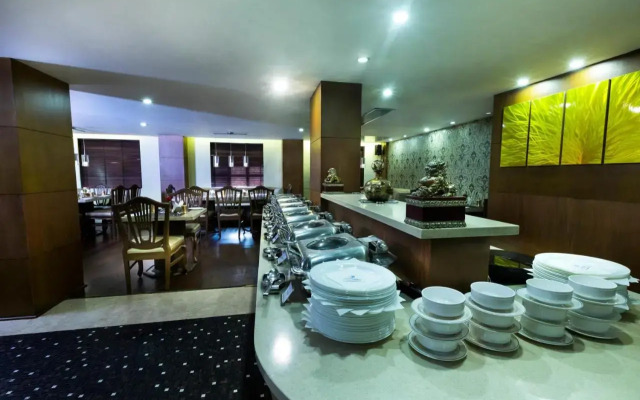 Hotel Grand Residence