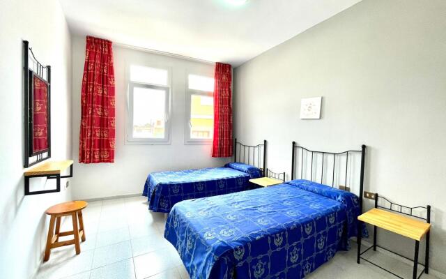 Two bedroom a few meters from Tamaduste beach