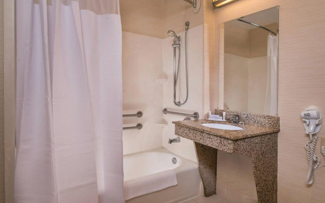 Fairfield Inn & Suites Dulles Airport Chantilly