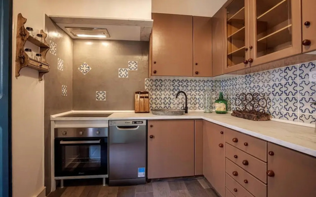 Beautiful Classic Designed 3-bed Villa in Lisboa