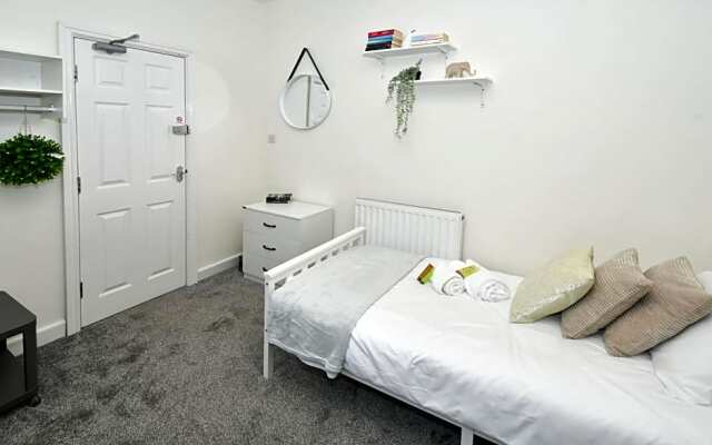 Townhouse @ Hall O Shaw Street Crewe