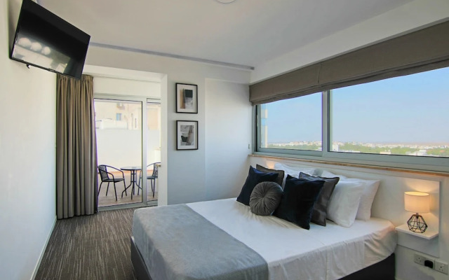 Phaedrus Living Luxury Suite Nicosia 501