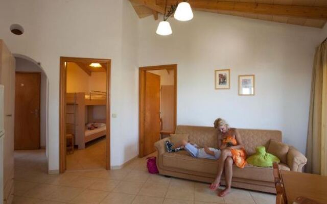 Castello Apartments & Studios