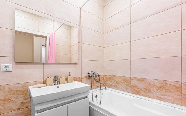 Пять звезд на улице Ленина 58