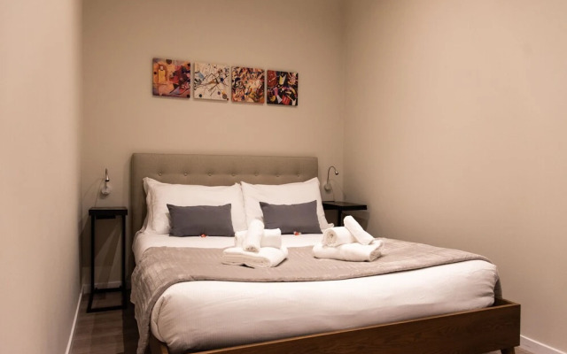 XXIV Domus Luxury Suites