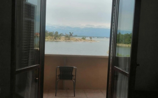 Seaview Holiday Apartments, Ventura Nin