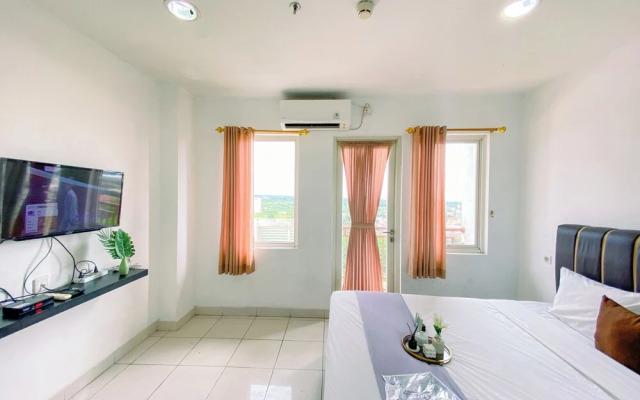 Comfort Living 1BR at Sentul Tower Apartment