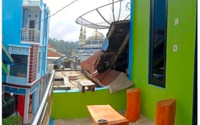Almira 2 Homestay Syariah by Luxury Degree