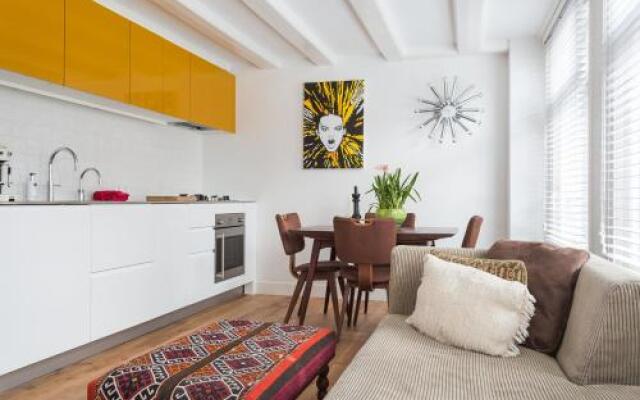 House of Arts – City Centre Apartment