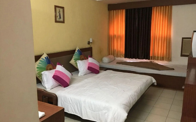 Hotel Aditya