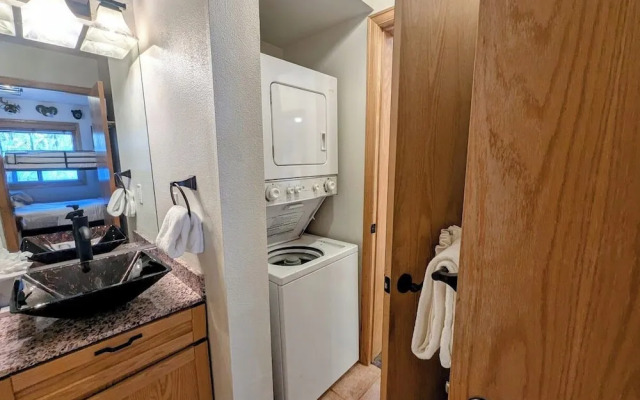 Cinnamon Ridge C114