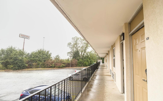 OYO Hotel Vienna I-75